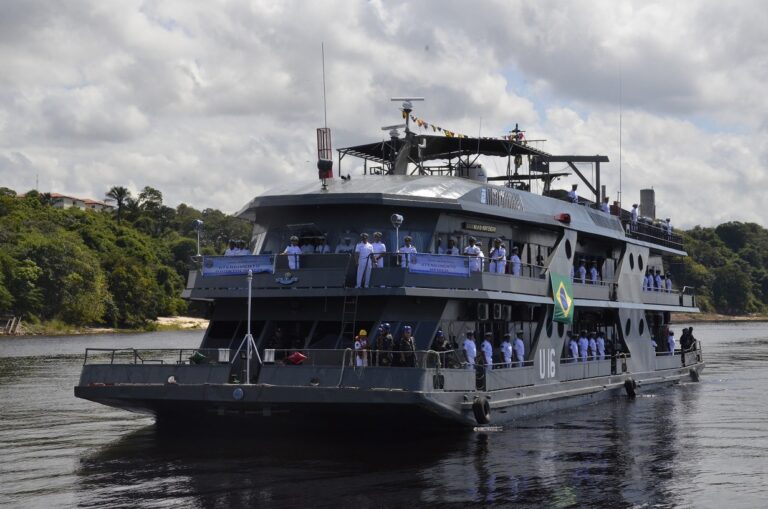 Mailza solicita navio para o Juruá, e Marinha informa que unidade chega em março