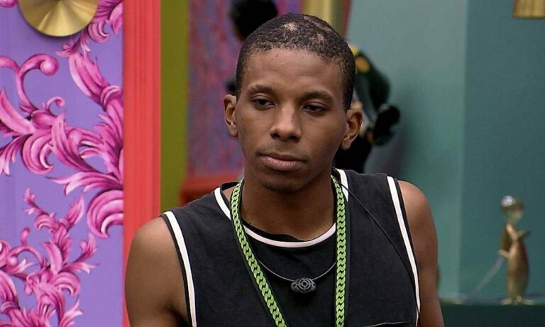 Acusado de renegar filho, Lucas Penteado apresenta DNA; veja resultado