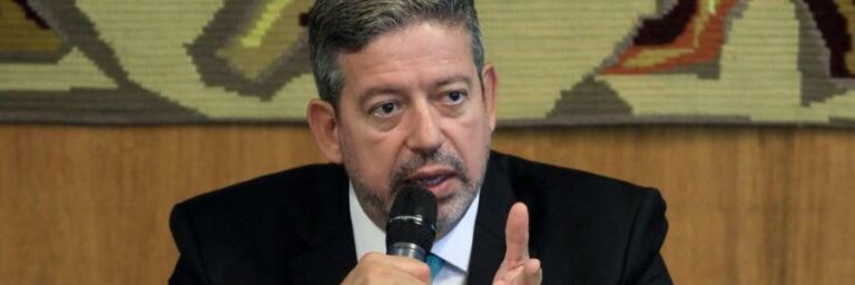 Lira alerta para sumiço de 14 milhões de vacinas em dados oficiais