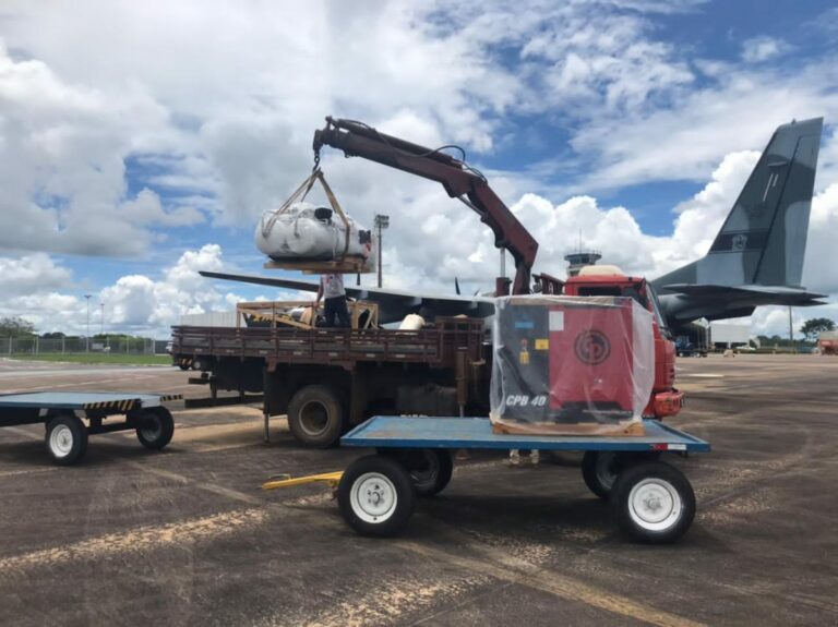 Estado recebe apoio da FAB para transporte de mais uma usina de oxigênio