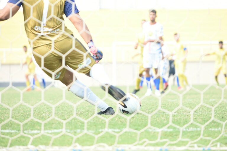 Galvez relaciona 19 nomes para Copa do Brasil Sub-20