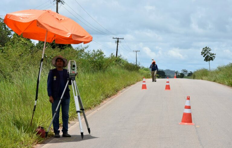 Governo do Acre coleta dados para obras de melhorias na AC-10