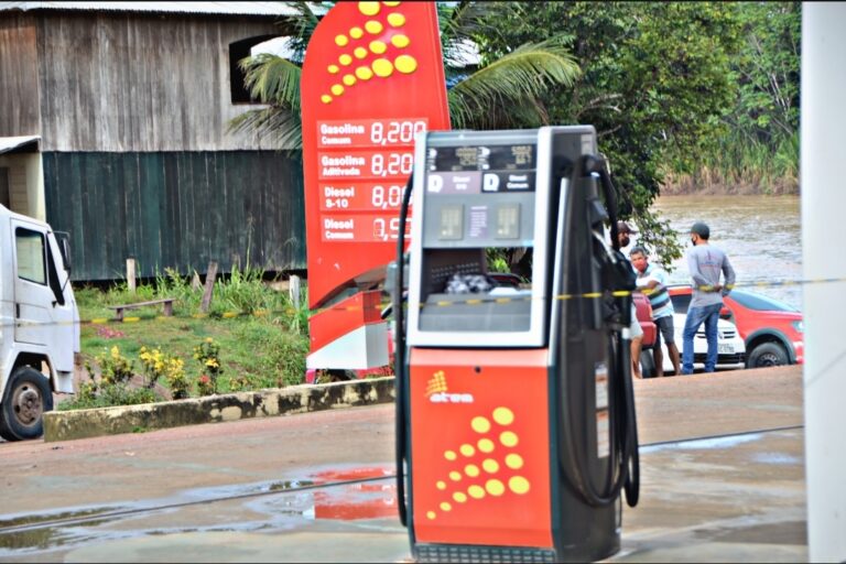 Procon fiscaliza valores praticados por postos de combustível no interior do Acre