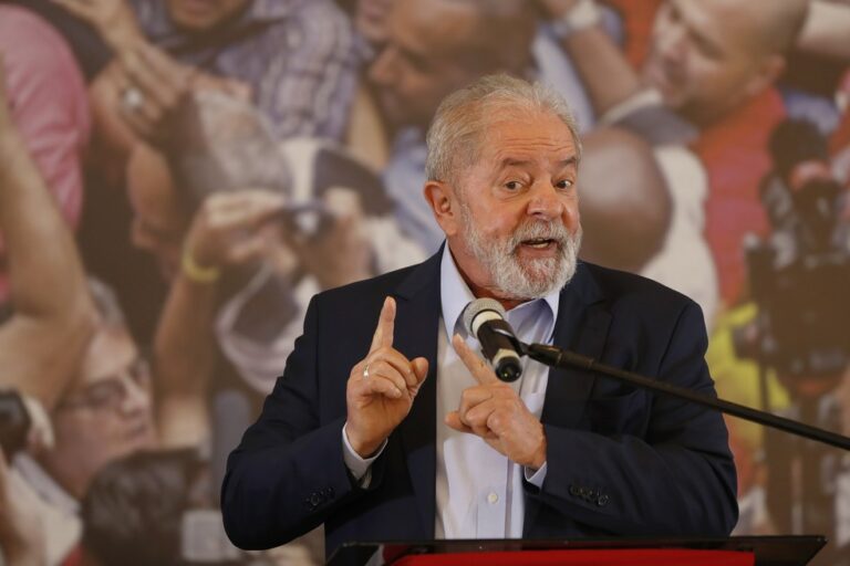 Aversão ao PT e a Lula perde força em correntes internas do PSOL e do PDT