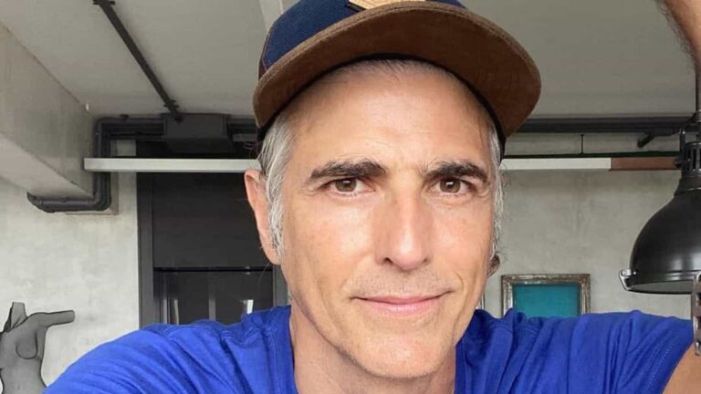 Reynaldo Gianecchini faz antes e depois mostrando rejuvenescimento facial