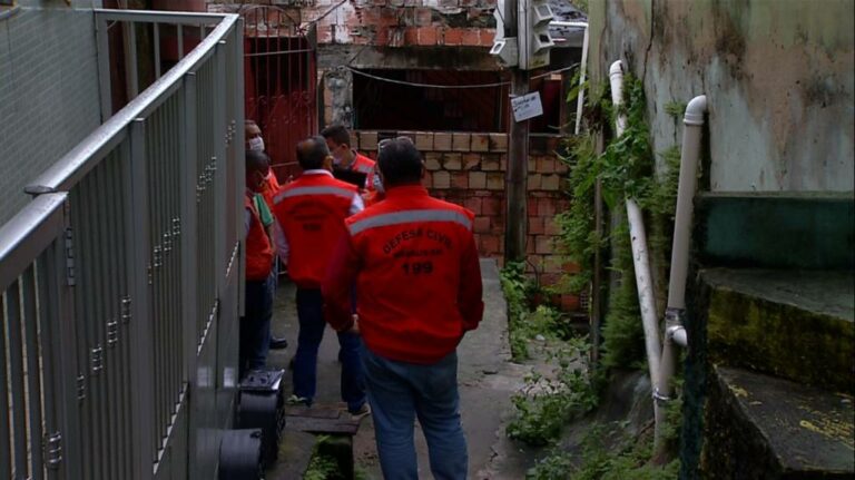 Homem morre durante desmoronamento de parede