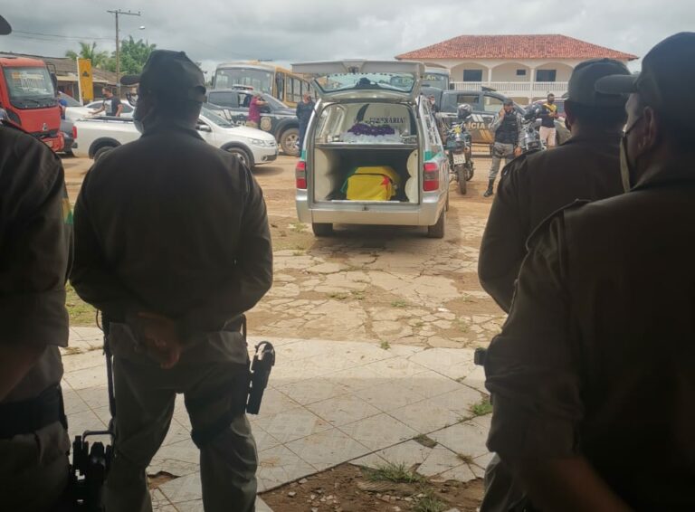 Sargento da PM morre de covid-19 no AC uma semana após perder filha para a doença