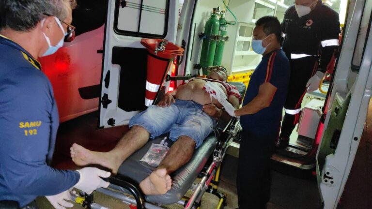 Pastor evangélico tem casa invadida e é ferido com tiro no abdômen em Rio Branco