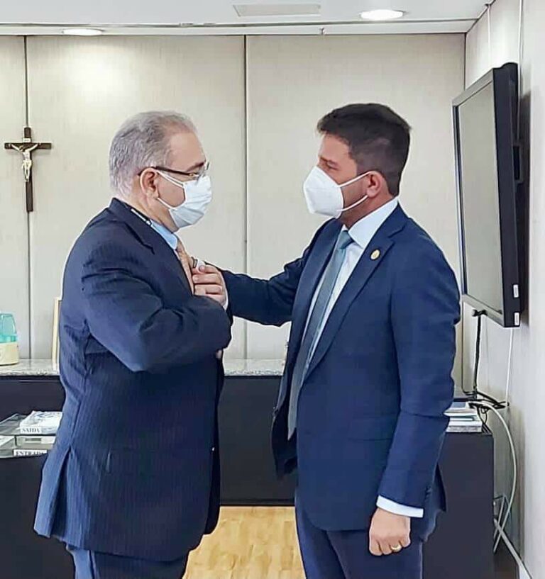 Ministro da Saúde garante a Gladson número maior de vacinas para o Acre