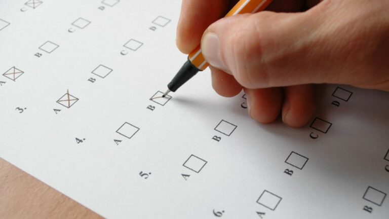 Mais de 100 concursos públicos com inscrições abertas reúnem 20 mil vagas em todo o país