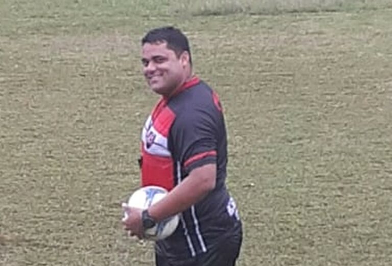 Técnico do Plácido de Castro está em estado grave e intubado na UTI, em Rio Branco