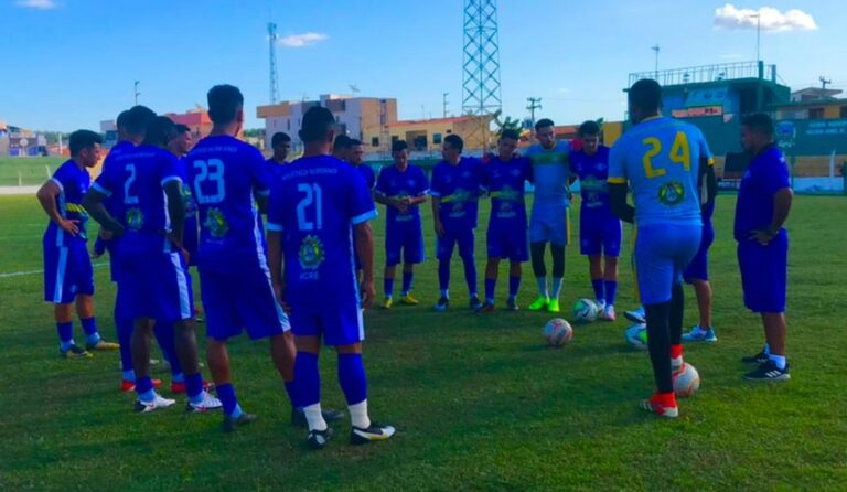 Com atletas regularizados, Atlético-AC treina em Picos e fecha preparação para Copa do Brasil