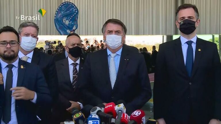 Empresários fazem centrão dar ultimato a governo de Jair Bolsonaro