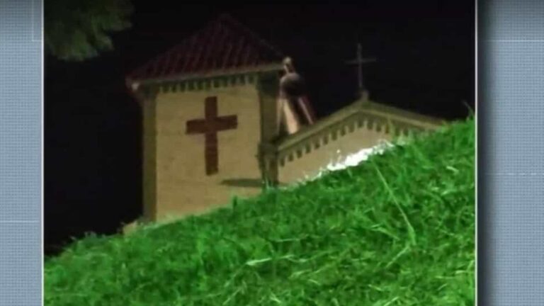 Crianças dizem ter visto Nossa Senhora em telhado de capela