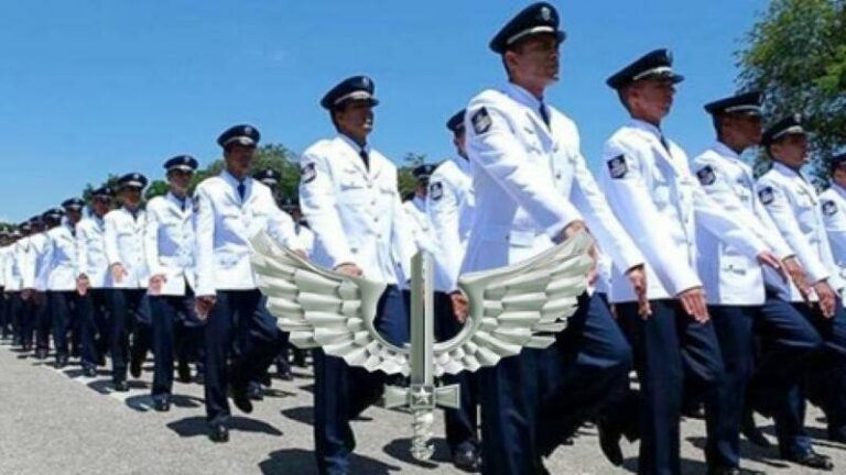 Inscrições abertas na Aeronáutica: sete editais oferecem mais de 370 vagas