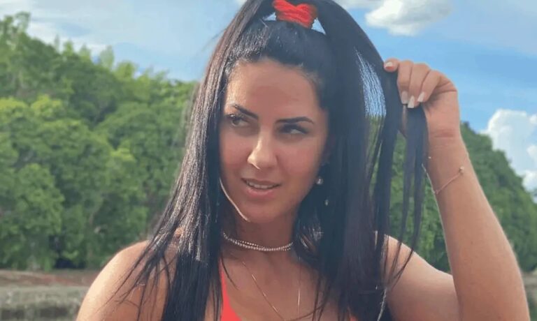 Mulher de Zezé Di Camargo choca internautas ao mostrar finura de sua cintura