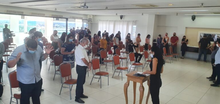 Novos enfermeiros e profissionais são empossados para a Saúde da Capital