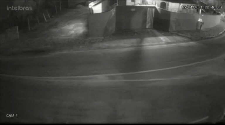 No AC, criminoso desliga disjuntores das casas para poder pular as cercas elétricas e roubar