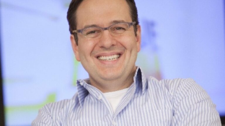 Celso Zucatelli não paga IPTU há 6 anos