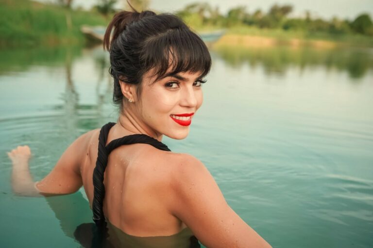 Dia dos Povos Indígenas: Fotógrafo acreano revela clique ousado de Brenda Haddad! Veja foto