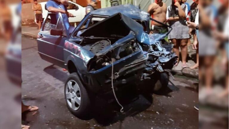 Homem morre após colisão entre carro e ônibus na zona centro-oeste de Manaus; veja vídeo