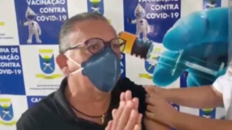 Após 14 meses, Galvão Bueno retorna e narra final entre Palmeiras e Flamengo