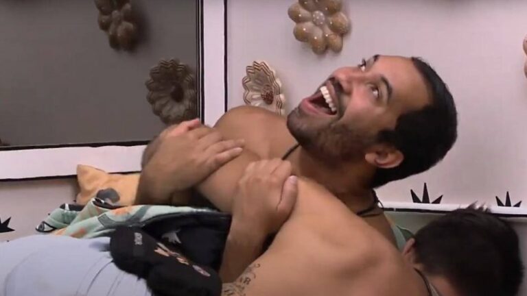 BBB21: Vai rolar? Gilberto faz proposta picante a Arthur e deixa brother animado