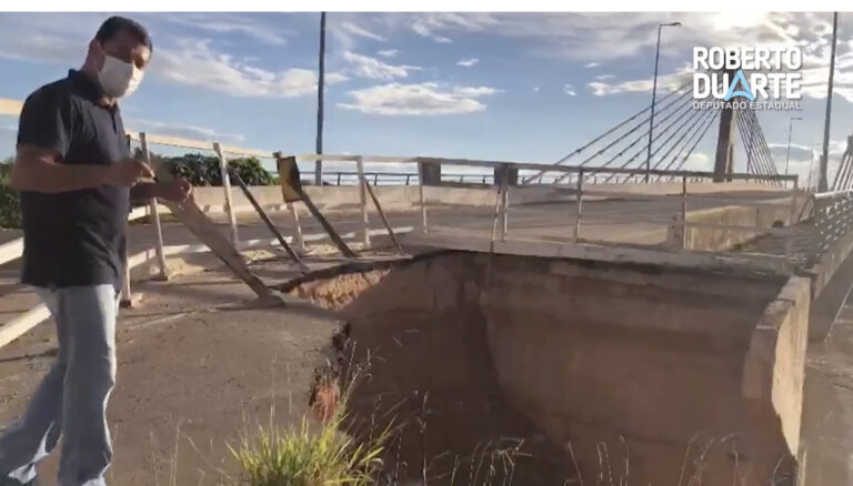 Roberto Duarte cobra manutenção na ponte sobre o Rio Tarauacá