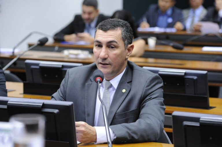 Jesus Sérgio é eleito vice-presidente da Comissão da Amazônia da Câmara dos Deputados