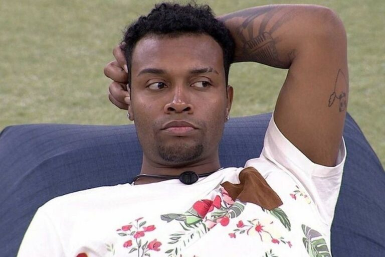 Nego Di é vítima de golpe virtual: “Fez montagem como se fosse eu”