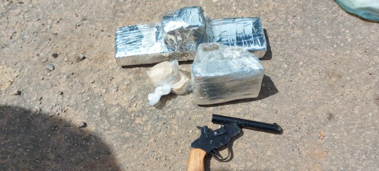 Mais de 3 kg de entorpecentes são capturados na BR-364, entre Sena e Manoel Urbano