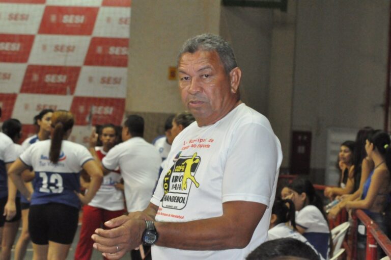 Morre o professor Maurício Generoso, vítima da covid-19, em João Pessoa