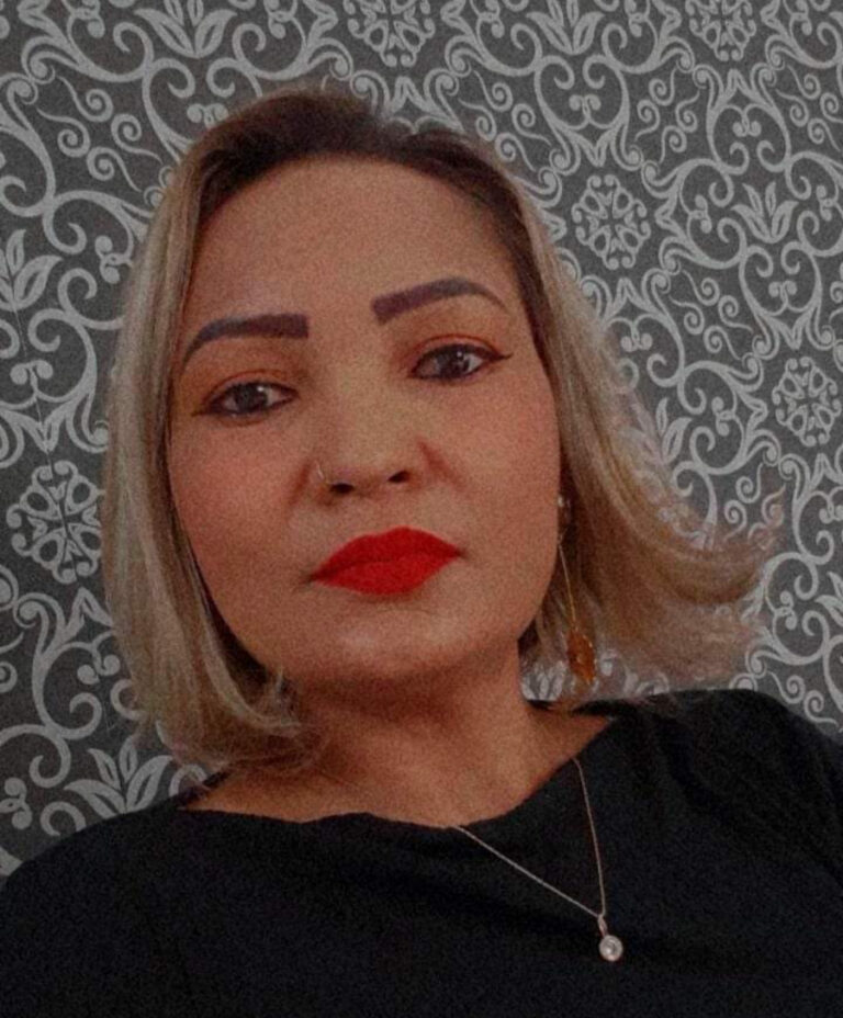 Mulher que veio do Mato Grosso desaparece no Acre e família pede ajuda para encontrá-la