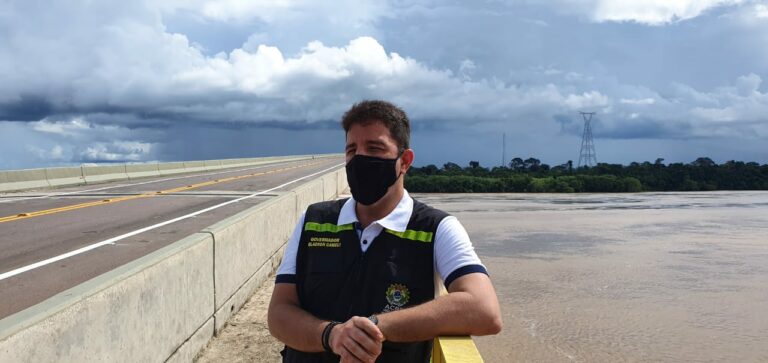 Gladson diz que não teme ter o mesmo fim de Edmundo Pinto, mas pede orações