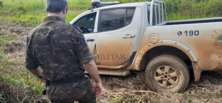 Criminosos invadem propriedade rural, ferem pai e filho e levam pertences da família na Transacreana