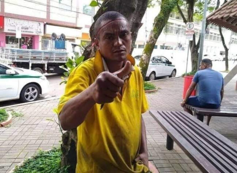 Não morreu: sumido das ruas de Rio Branco, “Pai Me Dá Um Real” está internado no Hosmac