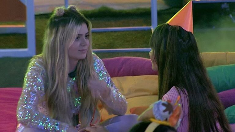 BBB21: Viih Tube e Thaís falam mal de Juliette durante festa