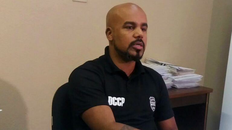 Detidos chamam homem de safado e depois descobre ser o delegado