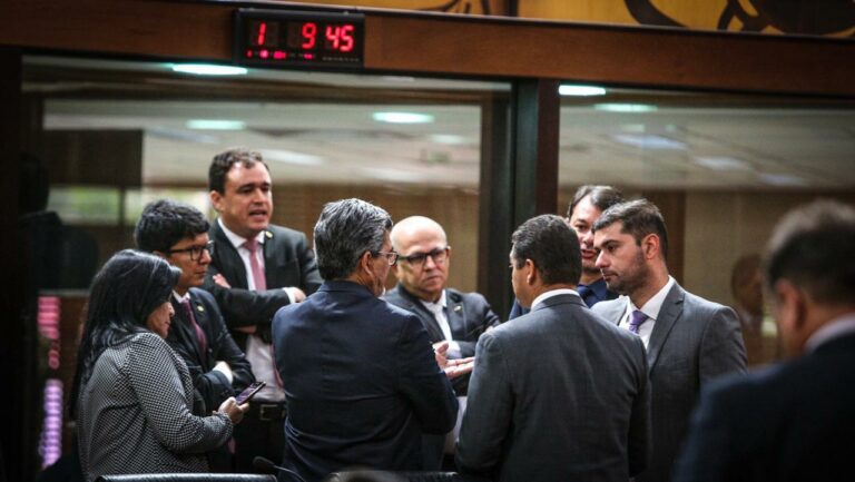 Depois de grande ‘alarido’, CPI da Educação pode não ser instalada