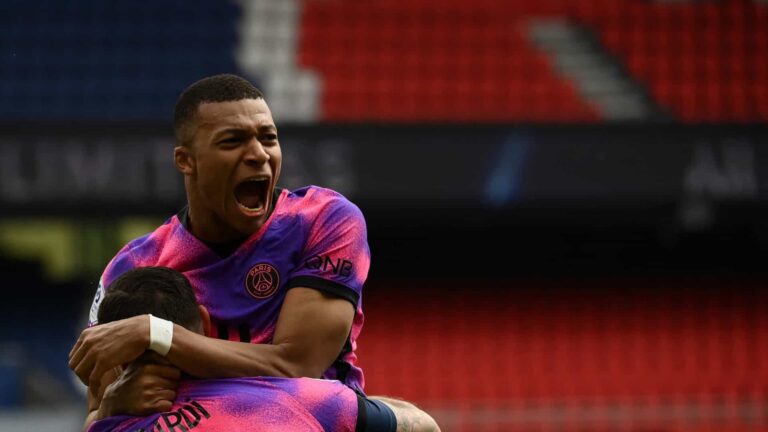 Mbappé tem lesão na panturrilha e vira dúvida para semifinal da Champions