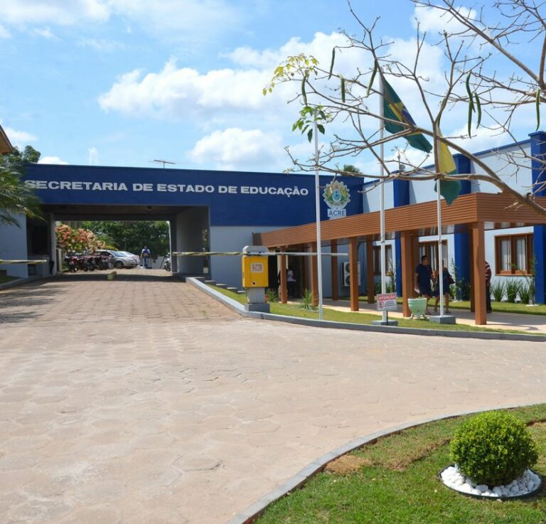 CPI da Educação no Acre irá investigar também fim de gestão do PT