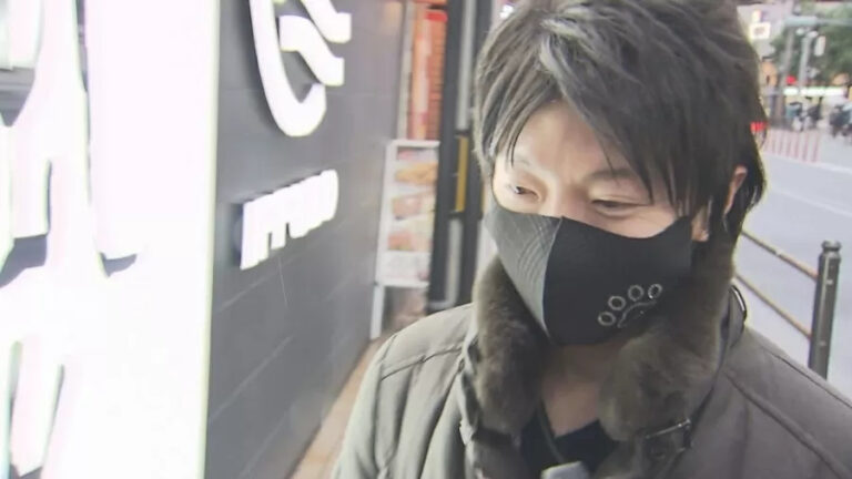 Japonês é preso após namorar 35 mulheres ao mesmo tempo para ter vários presentes