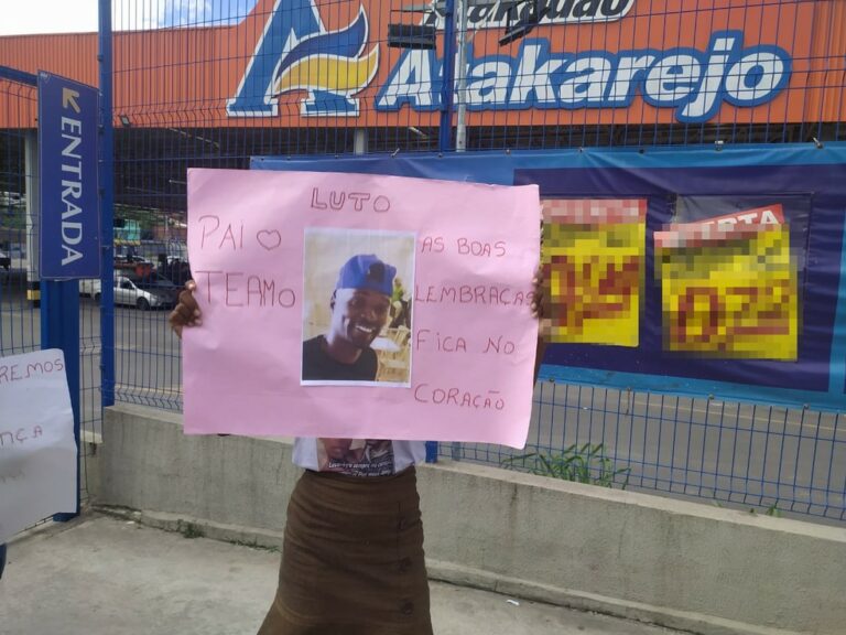 ‘Minha filha chama por ele e não sei o que dizer’, diz companheira de homem morto após furto