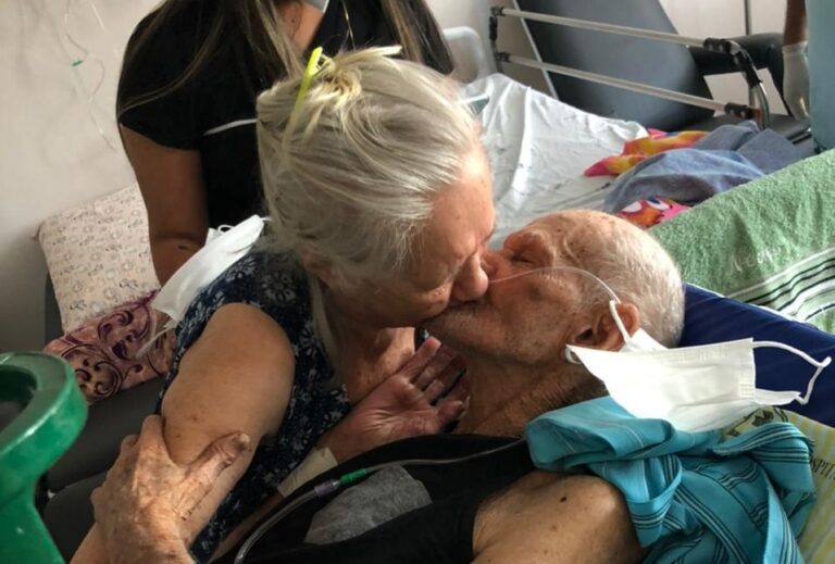 Casados há 69 anos, casal de idosos luta junto contra Covid-19 em hospital no Acre