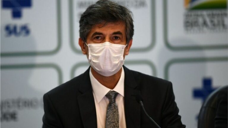 CPI da Covid: saí do governo porque Bolsonaro insistia na cloroquina, diz Teich