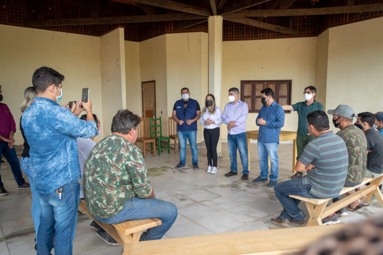 Prefeitura de Brasileia e Governo do Acre firmam parceria que irá beneficiar Polo Moveleiro