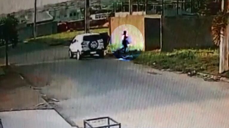 Vídeo: mãe põe fogo em recém-nascido por “vergonha” da gravidez ser descoberta