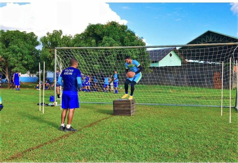 Galo Carijó intensifica treinos dos goleiros Tião e Eddie Clay