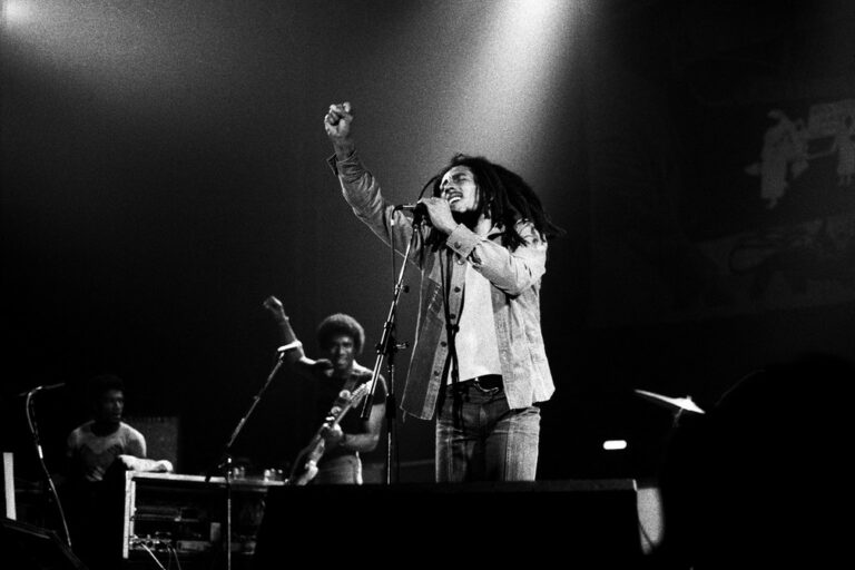 Bob Marley: 40 anos sem astro do reggae; FOTOS