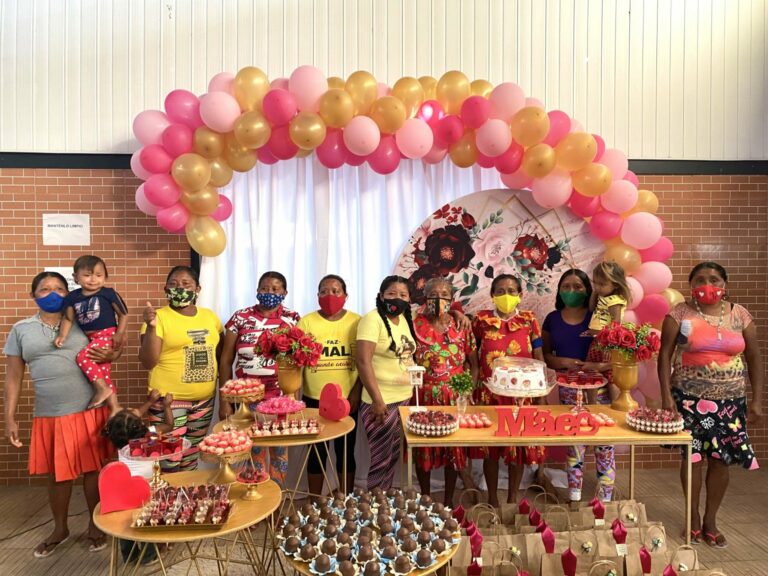 Assistência Social realiza ação de Dia das Mães com imigrantes